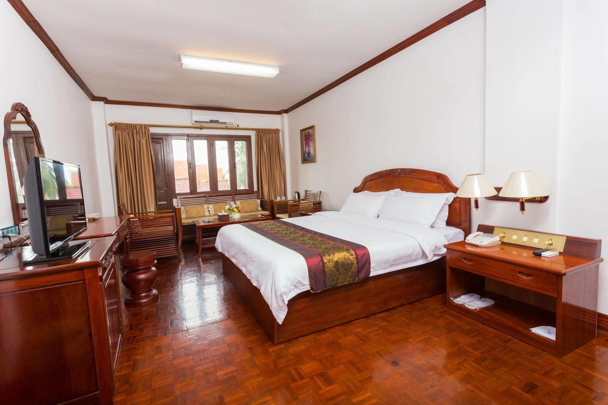 Mekong Hotel Vientiane Dış mekan fotoğraf