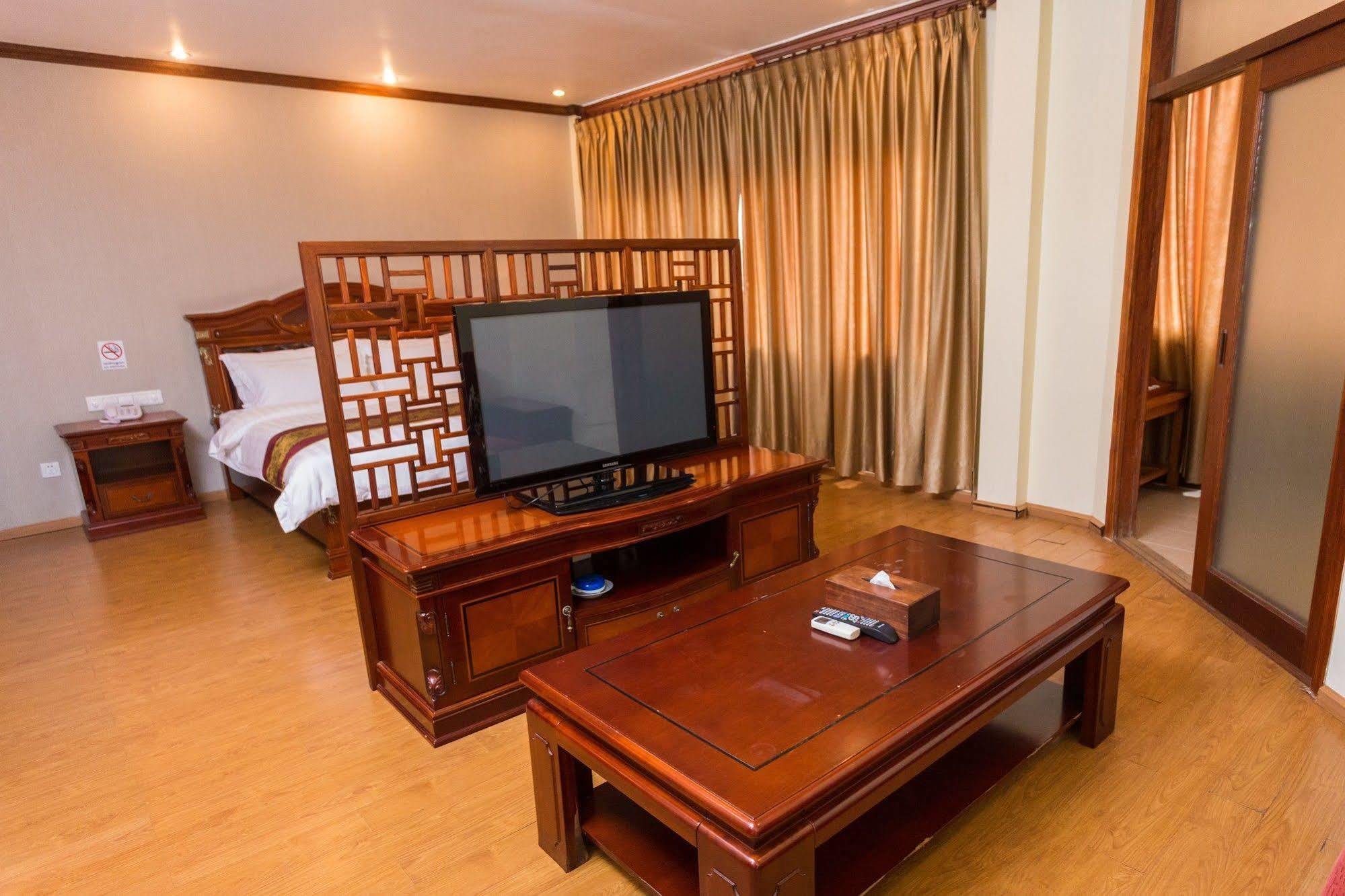 Mekong Hotel Vientiane Dış mekan fotoğraf