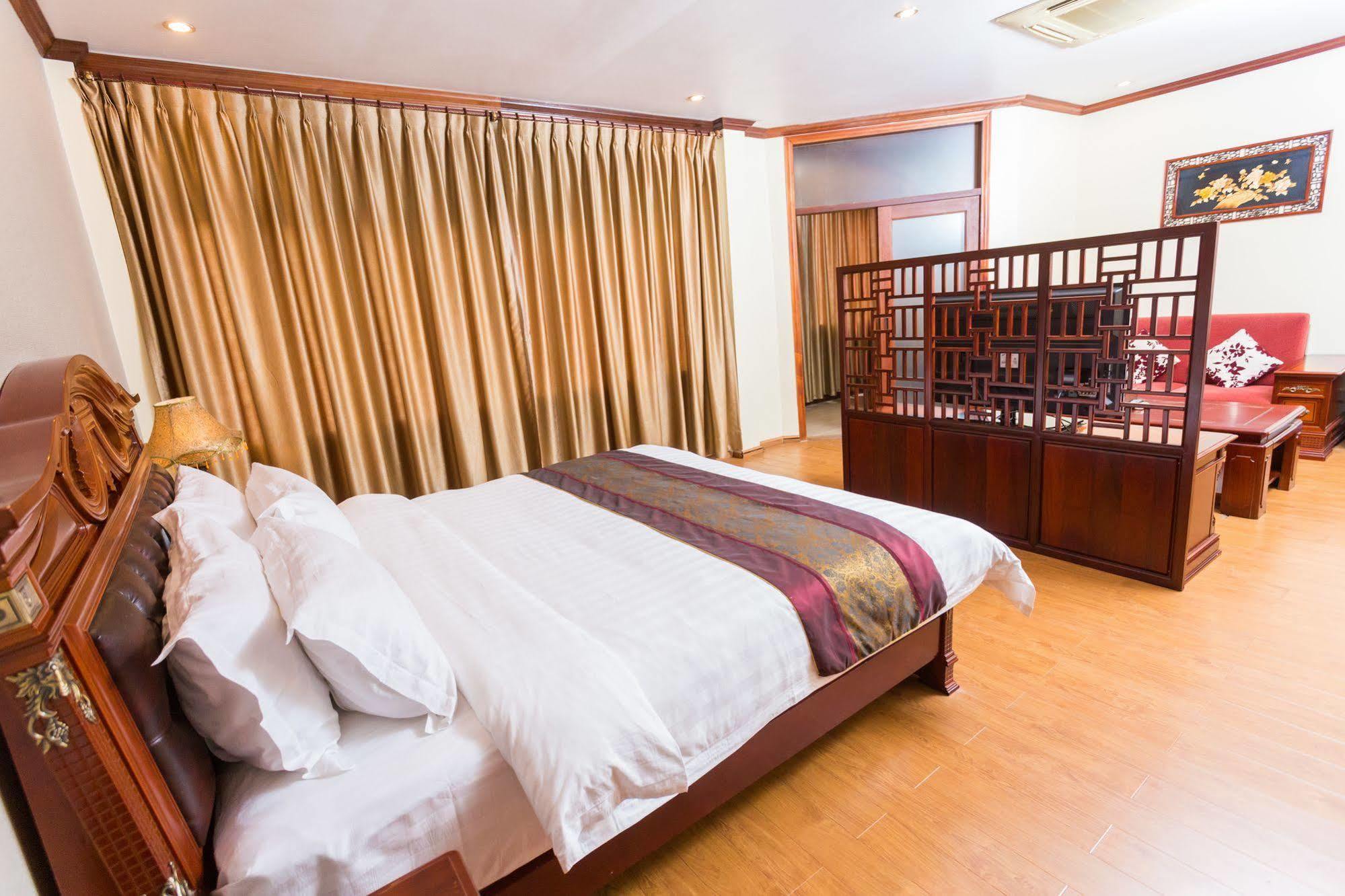 Mekong Hotel Vientiane Dış mekan fotoğraf