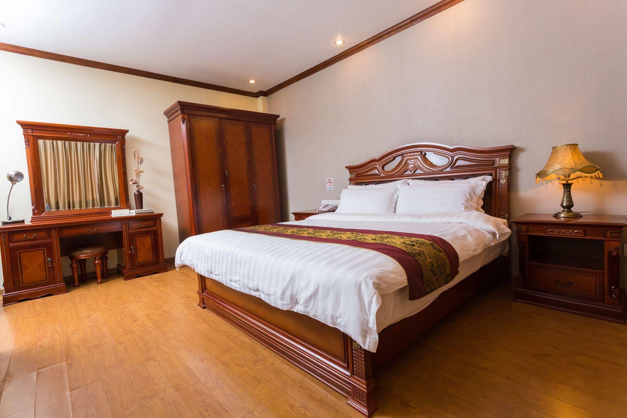 Mekong Hotel Vientiane Dış mekan fotoğraf